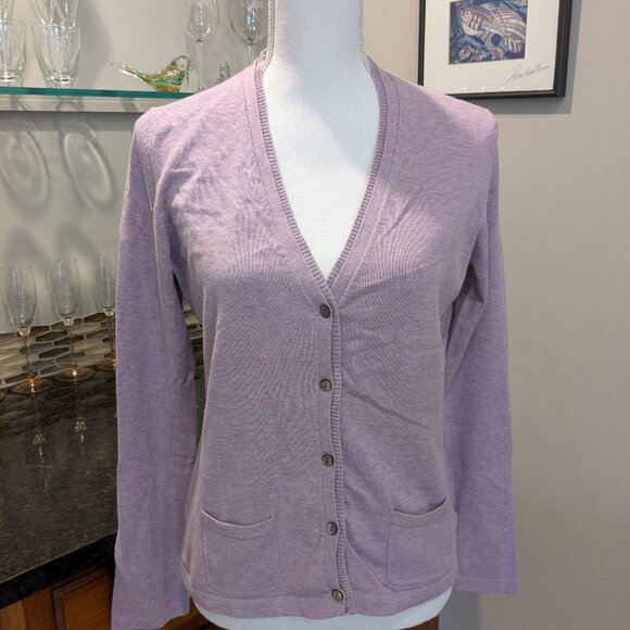 Eddie Bauer Medium Lavender Purple Cardigan Sweater V-Neck Button Front Pockets - Picture 2 of 3